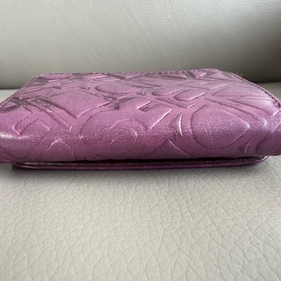 LIEBESKIND Berlin small small wallet embossed metallic burgundy red purple hue - Picture 4 of 16